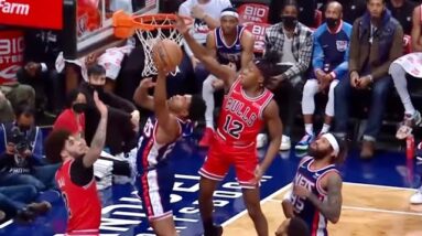 Chicago Native Ayo Dosunmu IGNITES Bulls With Flashy Plays on Both Ends 🔥