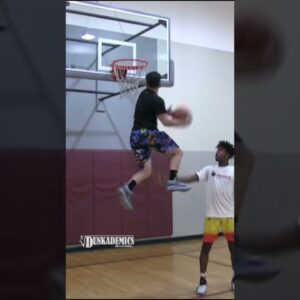 5’4” DUNKER! Andrew McFly!
