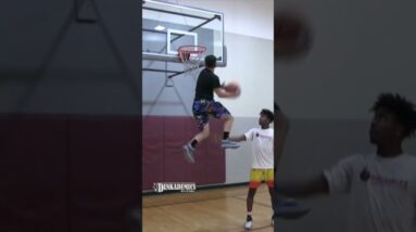 5’4” DUNKER! Andrew McFly!