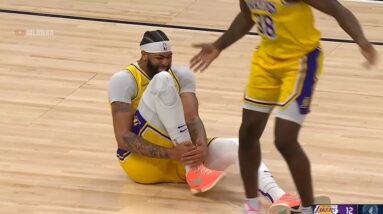 Anthony Davis is down in serious pain and LeBron is scared