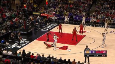 Carmelo Anthony Schools Someone With Ankle Breaker&Hits Over 2 Defenders!
