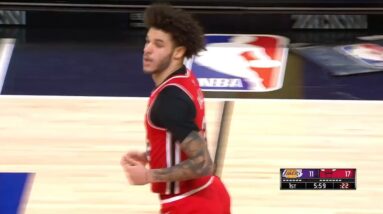 Lonzo Ball Embarrassed LeBron With Illegal Move&Entire Lakers Can't Believe It!