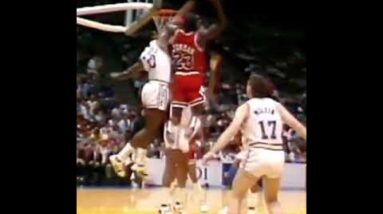 📺 MJ's Contested Dunk #shorts