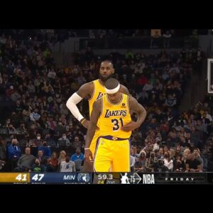 LeBron James Fights Isaiah thomas After IT Gets Trippin By Entire Wolves🤣！