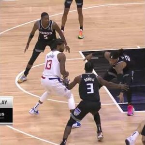 Ivica Zubac with the Huge Dunk on Marvin Bagley III #Shorts