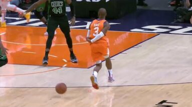 Chris Paul is like a goddamn artist on the court painting a masterpiece 🔥