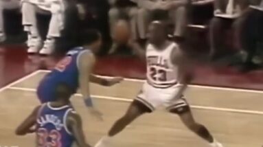 Michael Jordan Destroys Everyone without Trying! (1992.12.09)