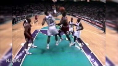 Michael Jordan Dunk on Mourning Over and Over Again! (1993.04.23)