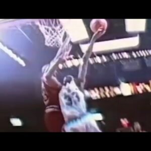 Michael Jordan the Rim Protector! (1991.12.14)
