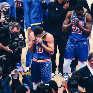 Steph Curry Was EMOTIONAL After Becoming The All Time Three Point Leader In MSG & Ran To Hug Ray💦