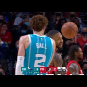 LaMelo Ball Fights Damian Lillard While Laughing His Dumbest Fouls！