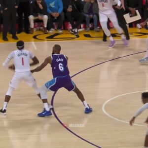 Marcus Morris with the luckiest shot of his life against the Lakers 👌