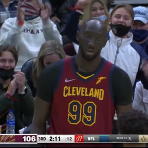 Tacko Grabs 3 Straight Rebounds & The Crowd Loves It!