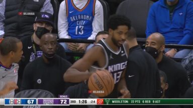 Ty Lue shoves Tristan and then Tristan shoves him back 🤭